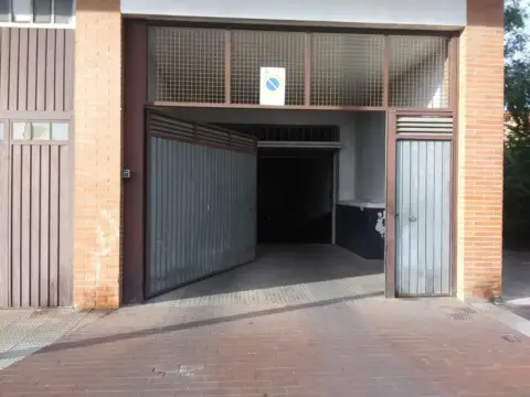 Garaje en calle de los Olivares