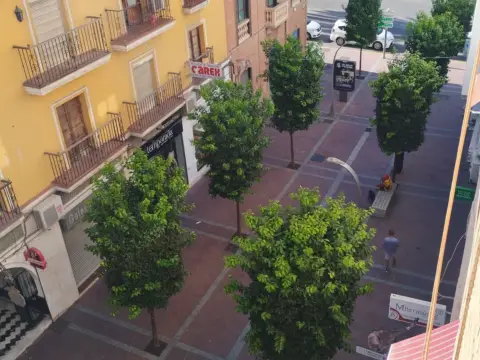 Piso en calle de Regino Martínez