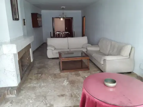 Piso en calle Radio Algeciras