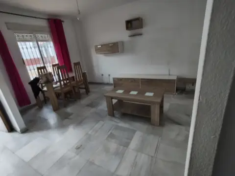 Casa adosada en Fuentenueva-Salesianos