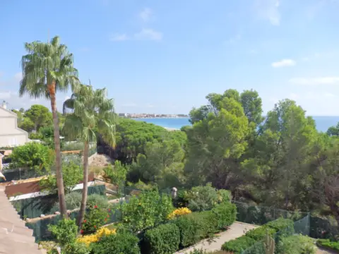 Chalet adosado en VIA d'Augusta, 147