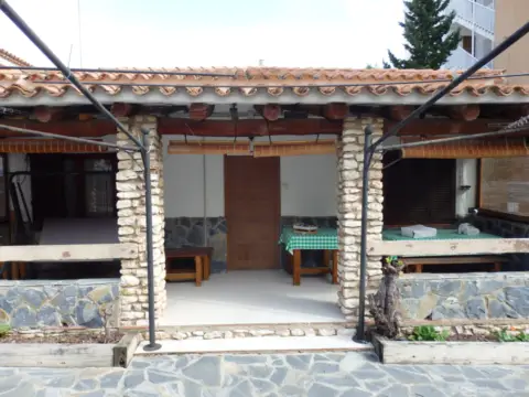 Chalet pareado en Avinguda de París, 4