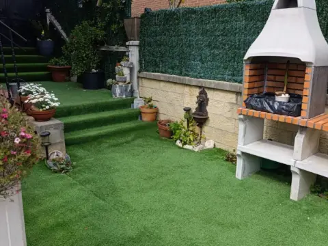 Chalet adosado en calle de la Llana