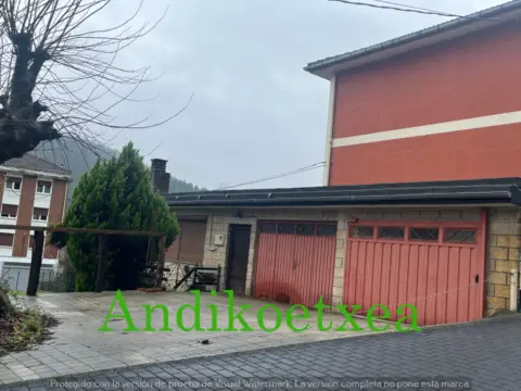 Terreno en calle Barrio Jauregui-Yeuri,