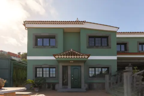 Chalet unifamiliar en calle San José de las Vegas, 1