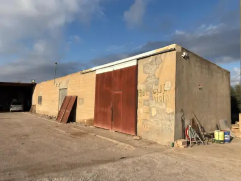 Nave comercial en calle Zona Poligono Industrial, nº S/N