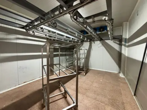 Nave comercial en calle Alrededores de Totana, nº S/N