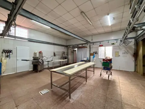 Nave comercial en calle Alrededores de Totana, nº S/N