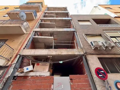 Edificio en calle Floridablanca, 1