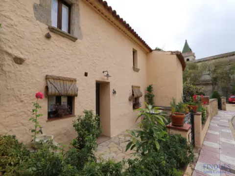 Casa rústica en Avinguda de l'Església, 14