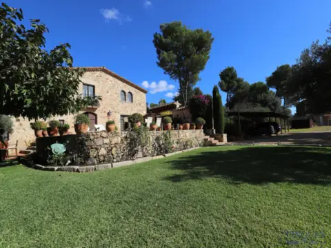 Casa rústica en Avinguda de l'Església, 71