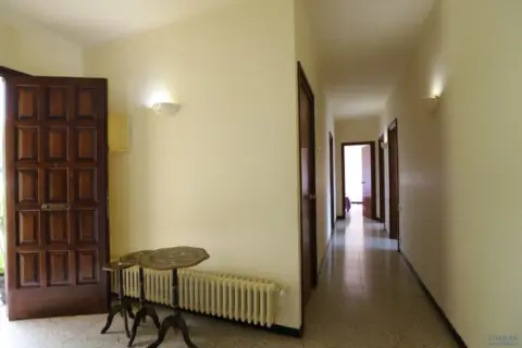 Casa unifamiliar en calle Barri de Solius, nº 25