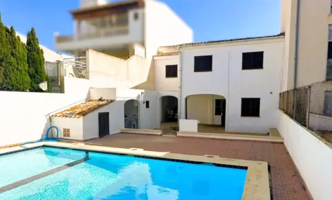 Casa adosada en Colonia de Sant Jordi