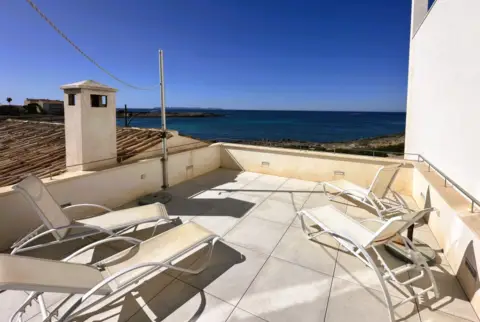 Casa adosada en Carrer del Sol