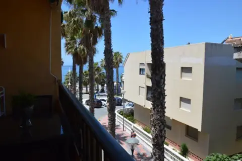 Apartamento en calle Emilio Munoz