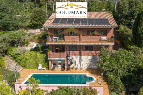 Casa unifamiliar en Carrer del Xaloc, 5