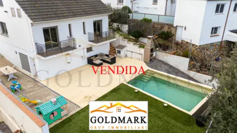 Casa unifamiliar en Carrer de l'Illa, 49