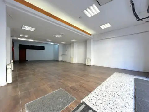Local comercial en Carrer Major