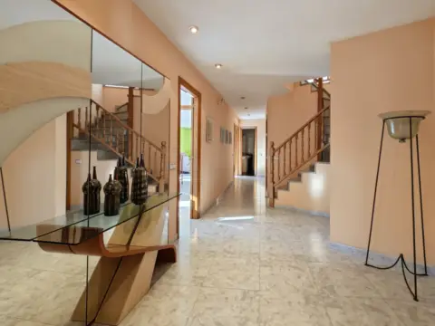 Dúplex en calle Guifré ´El Pilós´