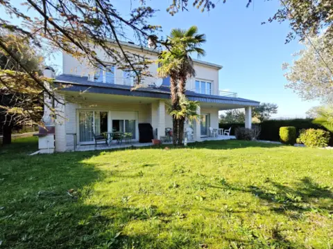 Chalet en Carrer del Bruc