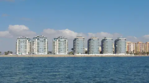 Piso en Gran Vía de La Manga, 17