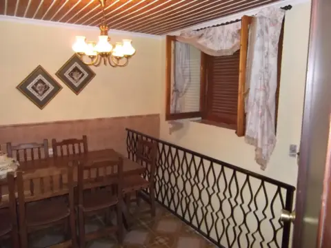 Single-family house in Carrer de Bisbe