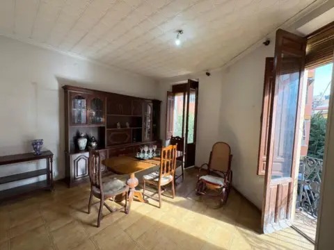 Piso en calle del Poeta Quintana