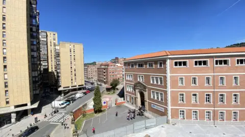 Piso en calle Zabalbide