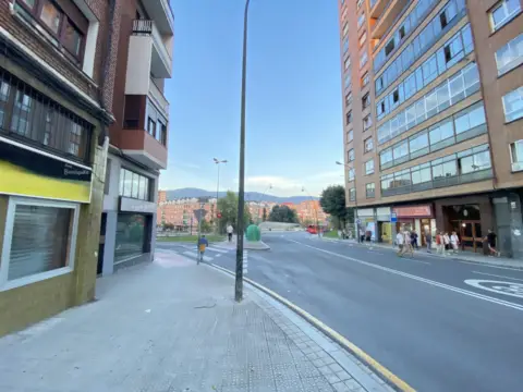 Local comercial en calle de Enrique Ibarreta
