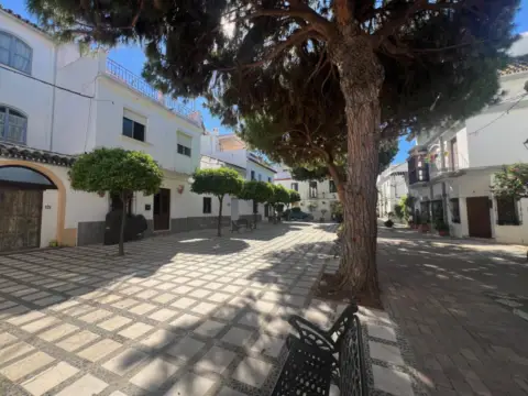 Casa en Pasaje Begines, 1