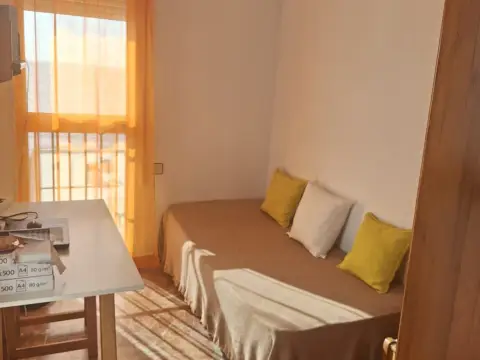 Chalet adosado en San García-Getares
