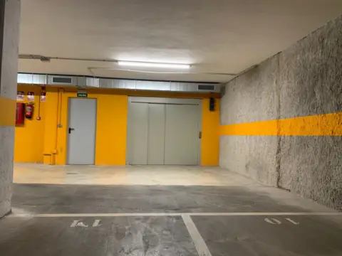 Garaje en Carrer de Campeny, 17