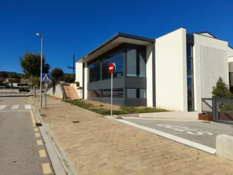 Nave comercial en Avinguda Catalunya, 2