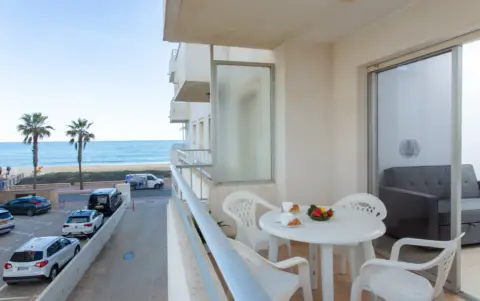 Apartamento en Avenida del Papa Luna, 38