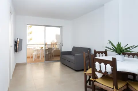Apartamento en Avenida del Papa Luna, 38