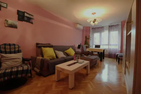 Piso en Avenida de Lugo, 2