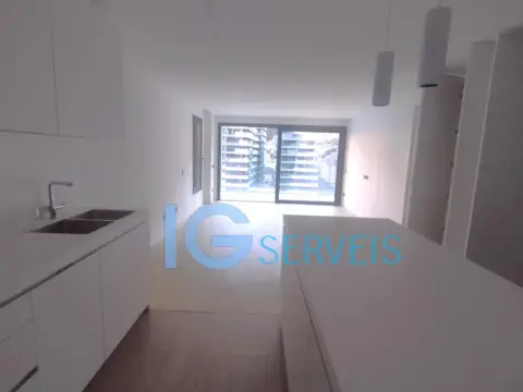 Piso en Avenida del Consell de La Terra