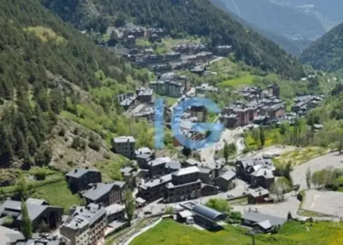 Terreno en calle General D´Arinsal