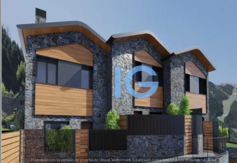 Chalet adosado en calle General