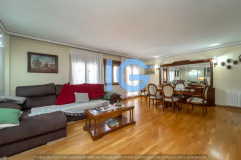 Ático en calle Mirador