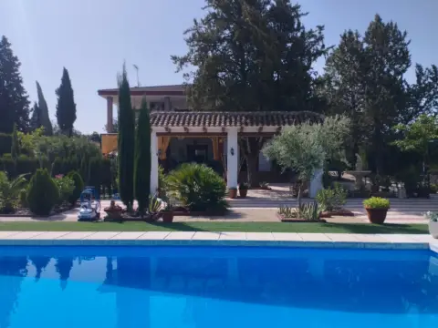 Chalet rústico en Ronda de Almagro