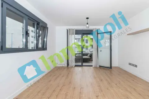 Piso en calle Matilde Tagle Ortíz