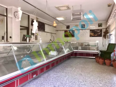 Local comercial en calle de Godofredo Ortega y Muñoz