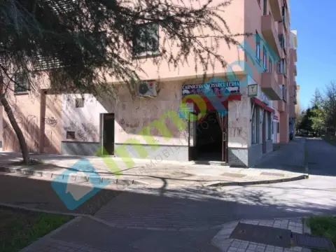 Local comercial en calle de Godofredo Ortega y Muñoz