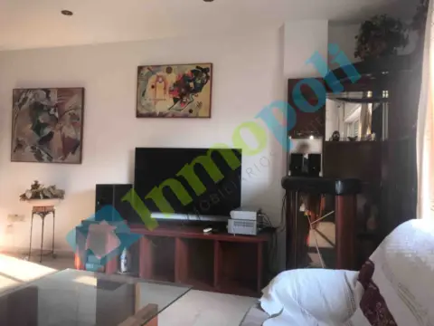 Piso en Avenida de Sinforiano Madroñero