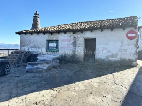 Casa en calle Santa Ana