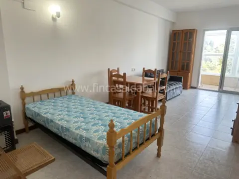 Estudio en calle de Rapitán