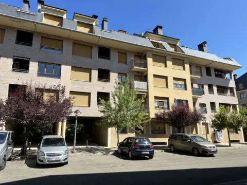 Apartamento en calle Antonio Beltran El Esquinazau