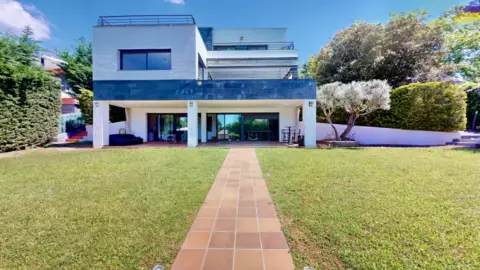 Casa en Passeig de la Serra dels Brucs