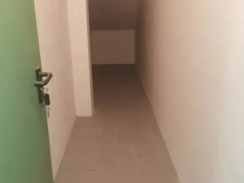 Almacén en calle del Doctor Manuel Díaz Munio